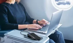 Havada yangın alarmı! Uçuş sırasında alev alan powerbank acil iniş yaptırdı