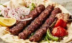 Ustaların gizli tarifi ortaya çıktı! Hesabı kabarık kebap keyfine son, meğer evde yapmak bu kadar kolaymış