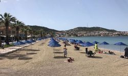 Ne Çeşme ne  Karaburun! Ücretsiz ama denizi cam gibi: Denize gir, sahilde yürü, tatilin keyfini çıkar