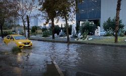 Meteoroloji alarm verdi! 2 ilde gece saatlerinde sağanak başlayacak