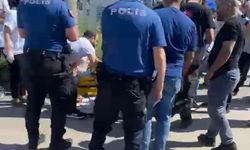 Alacak verecek tartışması kanlı bitti: Bir kadın hastane önünde bıçaklandı