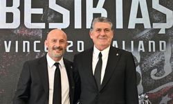 Beşiktaş’ta Vincenzo Italiano dönemi başladı: İtalyan teknik adam resmen görevde