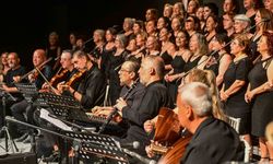 Bornova'da sanat dolu iki gece: Yaz konserleri büyük ilgi gördü
