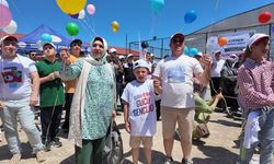 Çocuklar balonları Egemen için gökyüzüne bıraktı