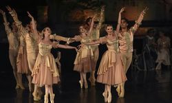 Efes Opera ve Bale Festivali 9. kez perdelerini açtı! “Kuğu Gölü” Efes’te sanatseverlerle buluştu