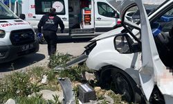 Feci kaza: İki otomobil çarpıştı, 4 kişi hayatını kaybetti