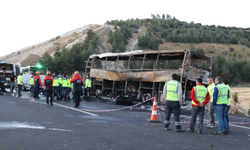 İzmir-Alanya seferini yapan otobüs alev topuna dönmüştü! Ölü sayısı yükseldi