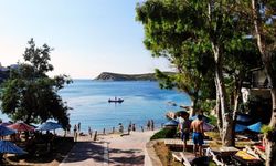 Karaburun’un en temiz plajlarından biri! Hem ücretsiz hem de Mavi Bayraklı: Ulaşımı kolay ve doğanın içindeki o rota