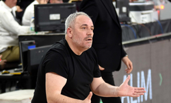 Karşıyaka’da Ahmet Kandemir’e yurt dışından teklif