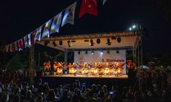 Kaşıkların ritmi Bornova’yı sardı! Festival gala gecesiyle tamamlandı
