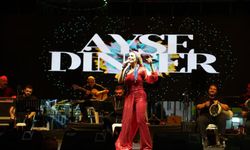 Koçarlı Festivali'nde Ayşe Dinçer rüzgarı! Cumhuriyet Meydanı doldu taştı