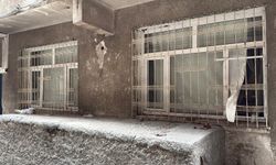 Komşuların ihbarı gerçeği ortaya çıkardı! Yaşlı adam evinde ölü bulundu