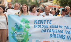 Konak’ta ekolojik mücadele yürüyüşü: “Başka bir dünya yok” mesajı verildi