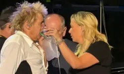 Konserde korku dolu anlar: Ünlü şarkıcıya oksijen verildi