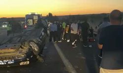 Lastiği patlayan araç takla attı: 3 kişi hayatını kaybetti