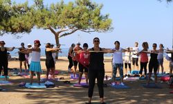 Menderes’te deniz manzaralı pilates dönemi başladı! Yaz boyunca ücretsiz etkinlik için kayıtlar açıldı