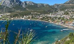 Ne Alaçatı ne Çeşme! Karaburun'da yer alan bu plaj görenleri büyülüyor: ESHOT’a atlayan soluğu burada alıyor