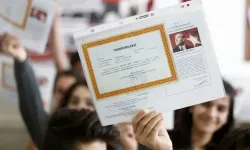 Okullar için yarın son gün! Karneler saat kaçta dağıtılacak?