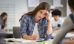 Sınav kaygısı gerçekten zararlı mı? Uzman isim yanıtladı