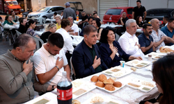 Başkan Tugay Kınıklı yurttaşlarla aynı sofrada buluştu