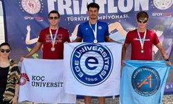 Taha Eren Coşkun’dan altın madalya başarısı! Egeli Triatloncu Türkiye Şampiyonu oldu