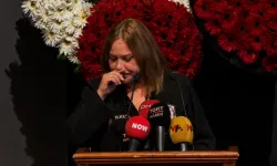 Törende konuşma yapan Jülide Kural gözyaşlarını tutamadı
