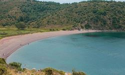 Tesis yok, kalabalık yok! Cam gibi deniziyle büyülüyor: İzmir'de doğayla baş başa ücretsiz kamp keyfini yaşayın
