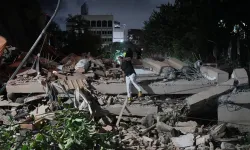 Venezuela’da OHAL ilan edildi! 40 saniye arayla iki büyük deprem