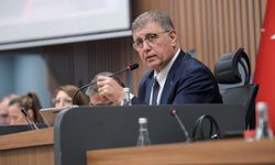 Başkan Tugay, Duman’ı ve Günay’ı unutmadı! “Özgürlüklerinden mahrum kalmaları doğru değil”