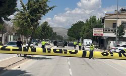 Yolun karşısına geçmeye çalışıyordu: Genç kadın hayatını kaybetti
