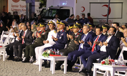 İzmir’de 15 Temmuz anması sela ile sona erdi