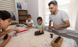 Basmane'de yüzyıllık gelenek yeniden başladı! Çocuklar kendi kumaşlarını bastı