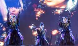 Babymetal İstanbul'u salladı! Türkçe sürpriz geceye damga vurdu
