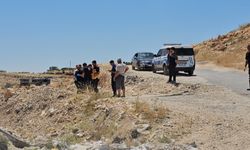 Boş arazide şüpheli ölüm: Battaniyeye sarılı erkek cesedi bulundu