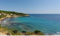 Ne Çeşme ne Urla! Turkuaz denizi ve doğal güzelliğiyle kalabalıktan uzak tatil rotası: Kampseverlerin yeni gözde yeri