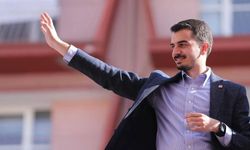 Son Dakika: Çankaya Belediye Başkanı Hüseyin Can Güner havalimanında gözaltına alındı