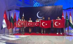 Dünya matematik olimpiyatlarında İzmir imzası! Bakü'de düzenlenen olimpiyattan madalya geldi