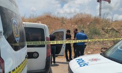 En son ağabeyi ile konuştu! Genç adam aracında ölü bulundu