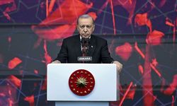 Cumhurbaşkanı Erdoğan'dan 15 Temmuz mesajı! "Devletimiz hainlerin başını ezecek kudrete sahiptir"