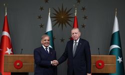 Erdoğan ile Şahbaz Şerif'ten İstanbul'da kritik görüşme! Bölgesel mesajlar öne çıktı