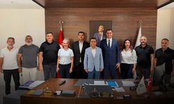 Güç'ten mobilyacı esnafına ziyaret! "İş dünyası kan kaybediyor"