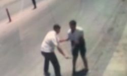 Gün ortasında çocuklar arasında bıçaklı kavga: Polis şüpheliyi arıyor