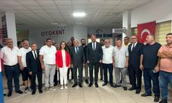 CHP’den İzmir’de saha mesaisi! Genel Başkan Yardımcısı İlgezdi esnaf ve STK temsilcileriyle buluştu