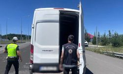 İzmir dahil 81 ilde dev kaçakçılık operasyonu! 355 kişi yakalandı
