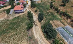 İzmir'de bozuk yollar için düğmeye basıldı! Yaz boyunca çalışmalar devam edecek