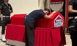 İzmir'de elektrik akımına kapılarak hayatını kaybetmişti: Bekçi gözyaşlarıyla son yolculuğuna uğurlandı