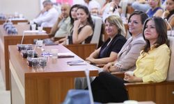 Karabağlar’ın geleceği çocukların gözünden tasarlandı: 23 üniversite öğrencisi sahaya indi