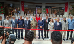 Karşıyaka'da dikkat çeken sergi! Genç gazetecilerin gözünden 15 Temmuz
