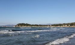 Dikili'de girişi ücretsiz, ulaşımı çok kolay tatil yeri: Turkuaz renkli denizi, bembeyaz kumsalı ile görenleri büyülüyor