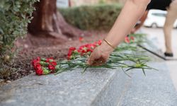 Madımak Katliamı'nın 33. yılı Karabağlar'da düzenlenen törenle anıldı